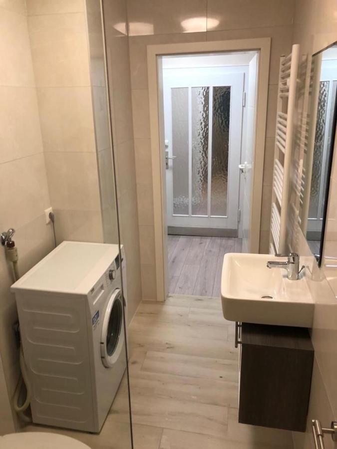Hochfeld Apartment In Аугсбург Экстерьер фото