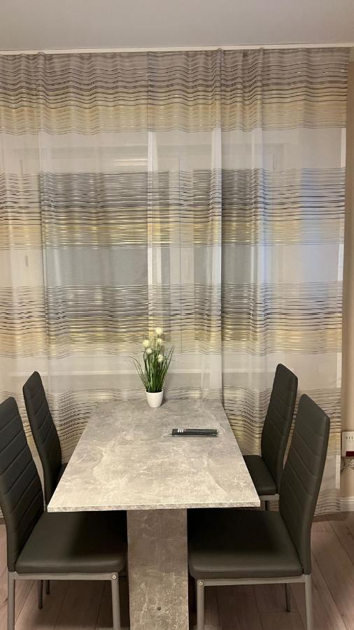 Hochfeld Apartment In Аугсбург Экстерьер фото